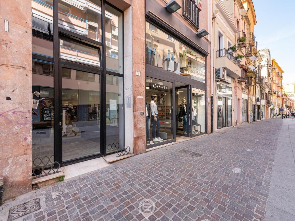 Garibaldi Central Apartment 칼리아리 외부 사진