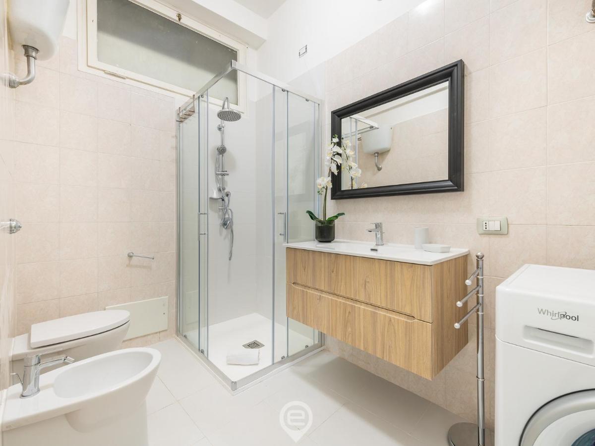 Garibaldi Central Apartment 칼리아리 외부 사진